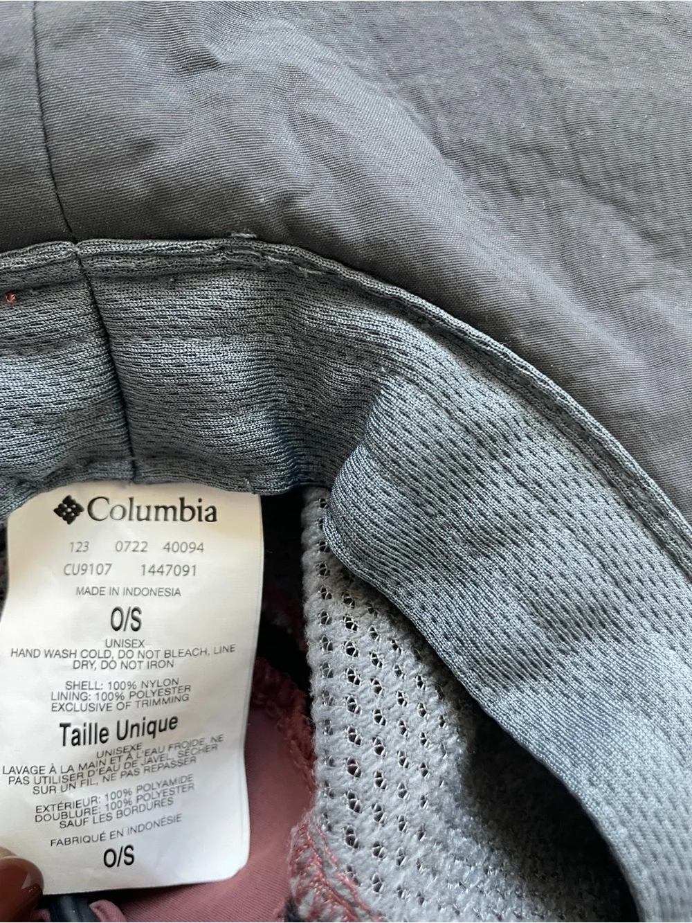 Columbia Burgundy Bucket Hat
